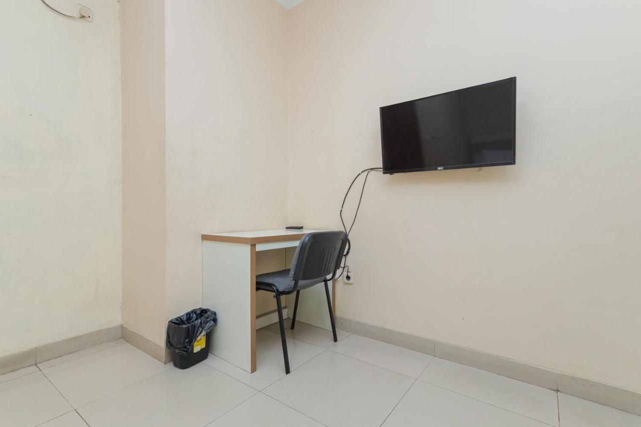 Hotel Reddoorz Syariah Near Stasiun Karet Dżakarta Zewnętrze zdjęcie