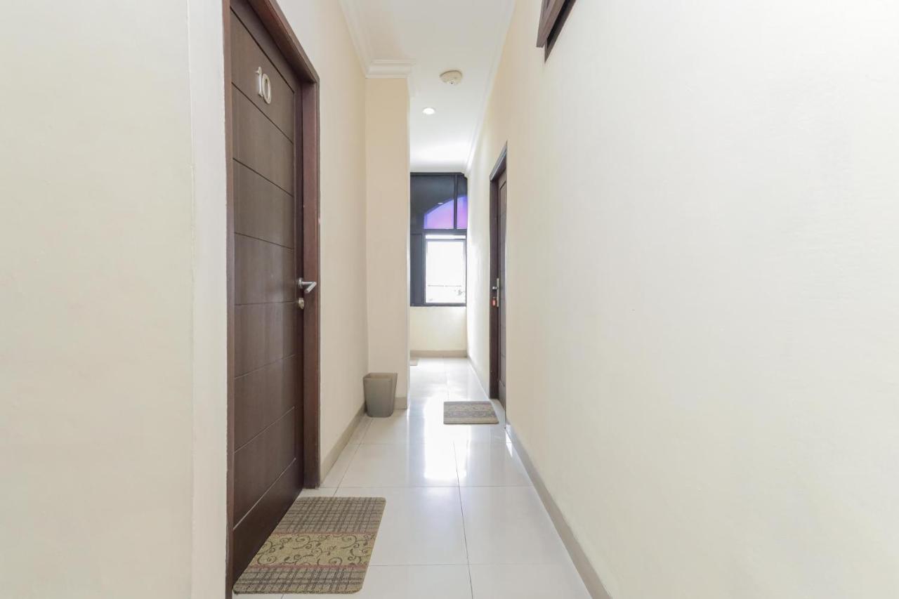 Hotel Reddoorz Syariah Near Stasiun Karet Dżakarta Zewnętrze zdjęcie